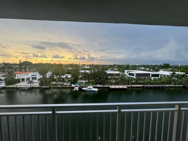 1-bedroom rental at 9500 W Bay Harbor Drive #6C, Bay Harbor Islands