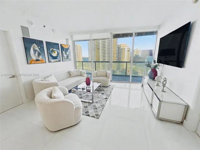 2-bedroom rental at 465 Brickell Avenue #1605, Miami