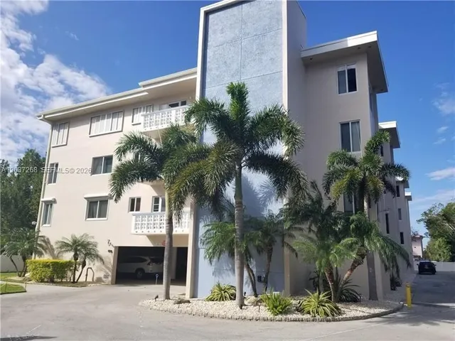 1-bedroom rental at 1965 S Ocean Boulevard #208, Lauderdale-By-The-Sea