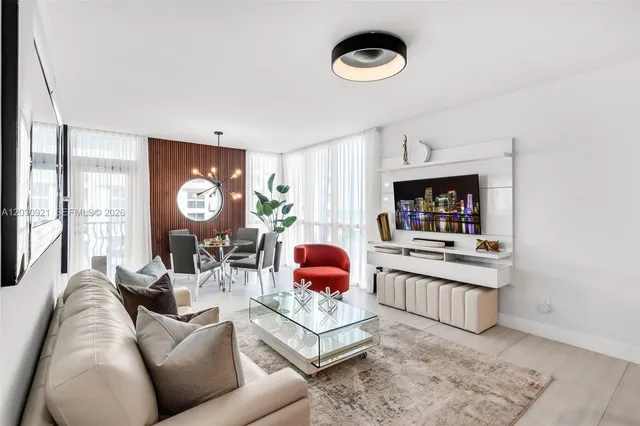 2-bedroom rental at 1500 Ocean Drive #707, Miami Beach