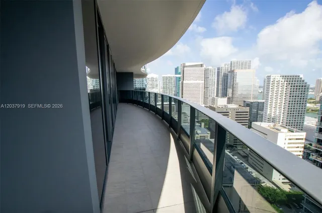 2-bedroom rental at 1000 Brickell Plaza #2809, Miami