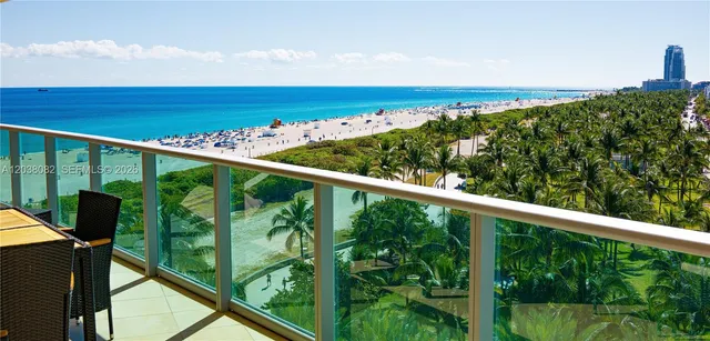 2-bedroom rental at 1455 Ocean Drive #902, Miami Beach
