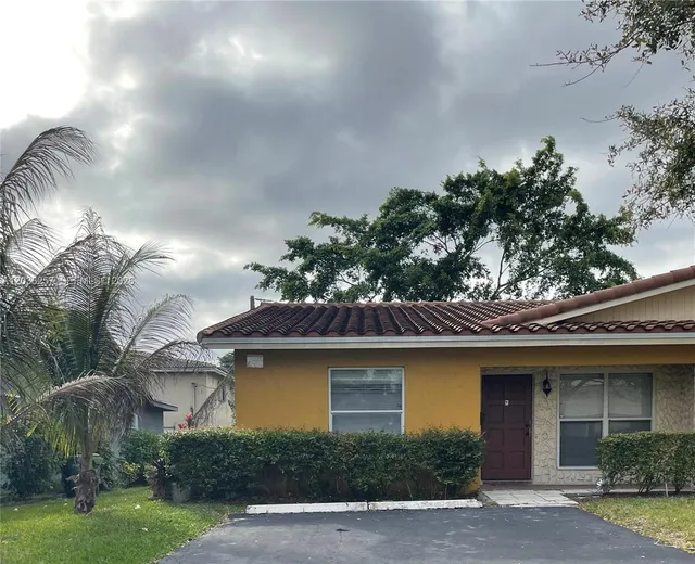 3-bedroom rental at 4102 NW 79th Avenue #A, Coral Springs
