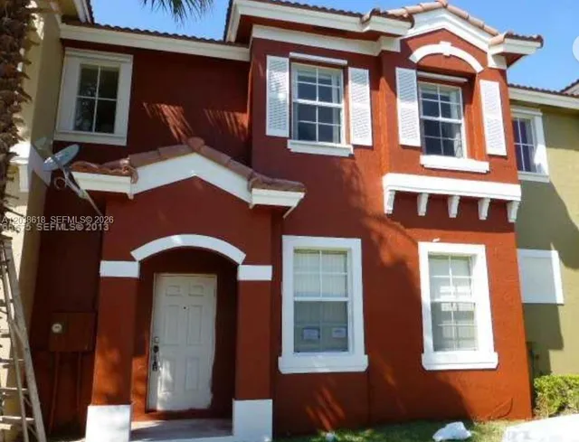2-bedroom rental at 641 E Mowry Court, Homestead