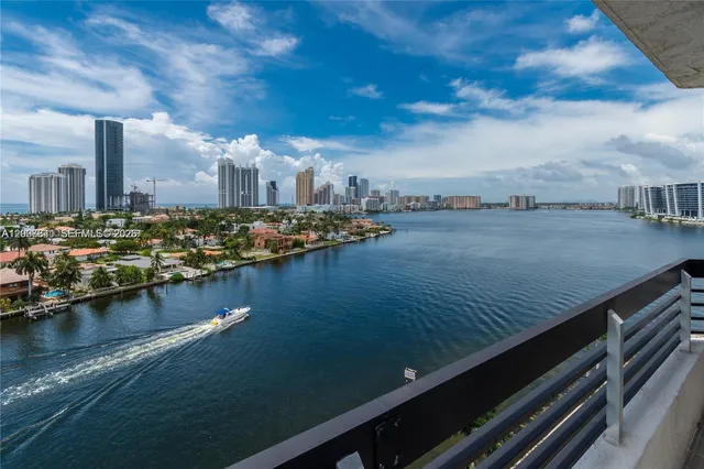 2-bedroom rental at 19101 NE 36th Court #2008, Aventura