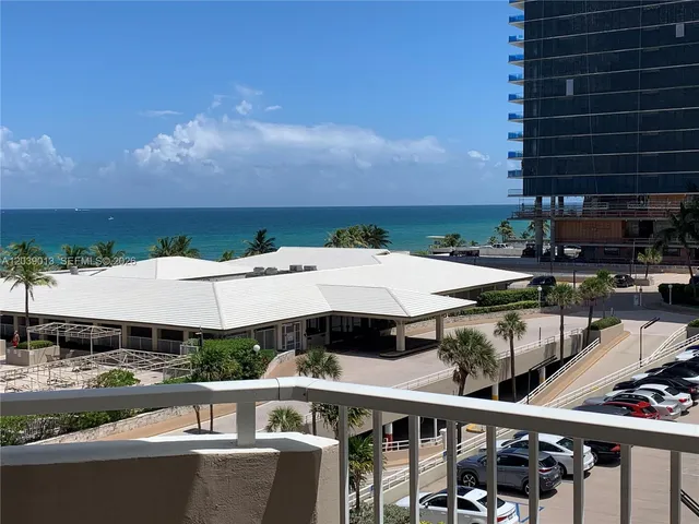1-bedroom rental at 1950 S Ocean Drive #4C, Hallandale Beach