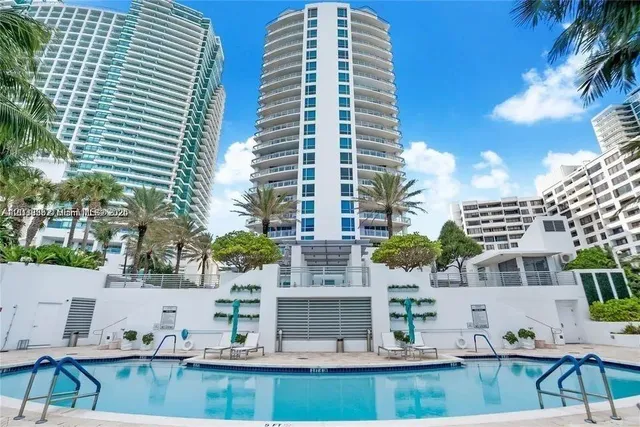 2-bedroom rental at 3535 S Ocean Drive #1703, Hollywood