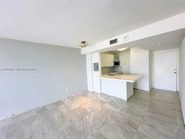 1-bedroom rental at 2350 NE 135th Street #1501, North Miami