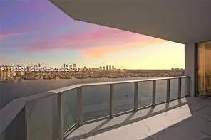 4-bedroom rental at 17301 Biscayne Boulevard #2310, North Miami Beach