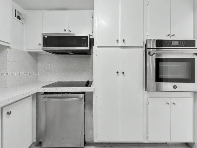 1-bedroom rental at 3301 NE 5th Avenue #307, Miami