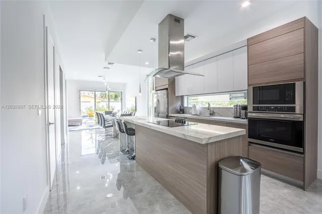 4-bedroom rental at 3461 SW 25th Street #B, Miami
