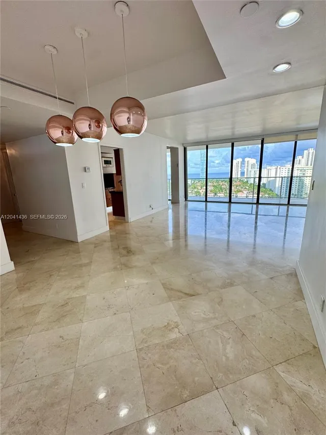 2-bedroom rental at 19500 Turnberry Way #15F, Aventura