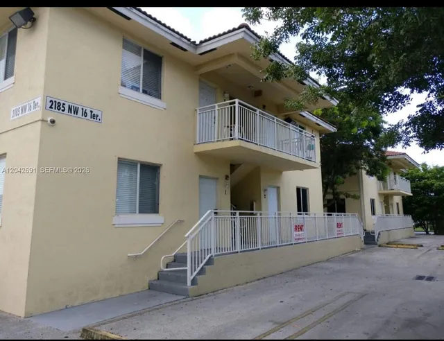 1-bedroom rental at 2185 NW 16th Terrace #10, Miami