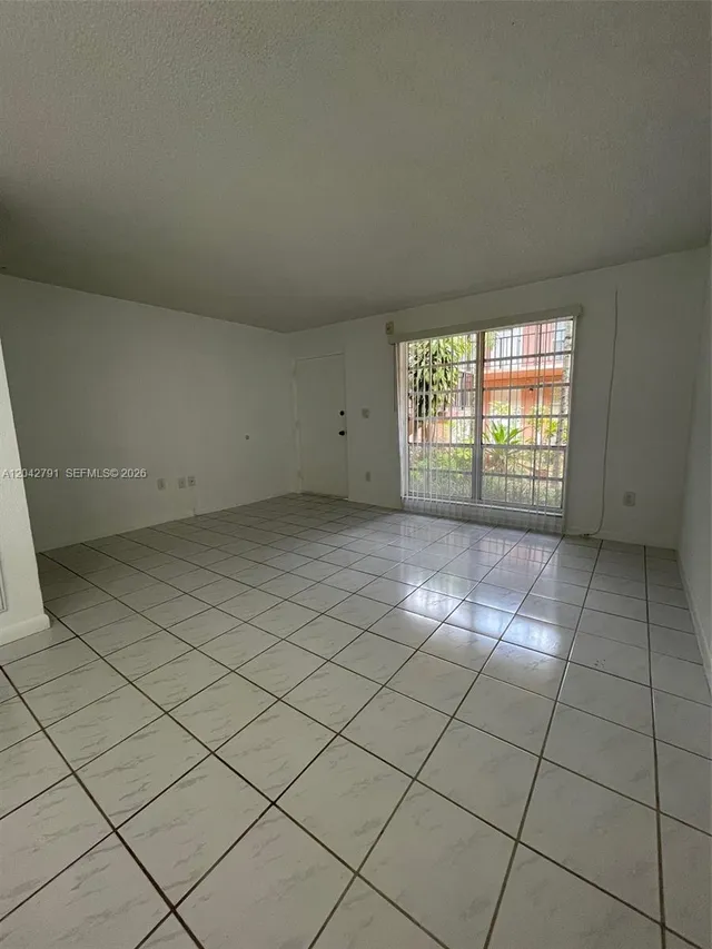 1-bedroom rental at 10832 SW 88th Street #U13, Miami