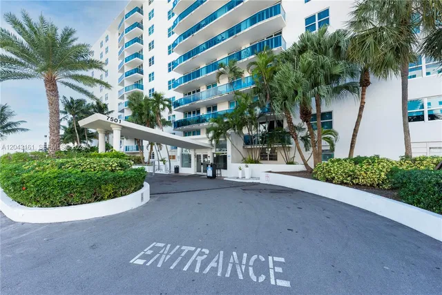 1-bedroom rental at 7501 E Treasure Drive #6A, North Bay Village