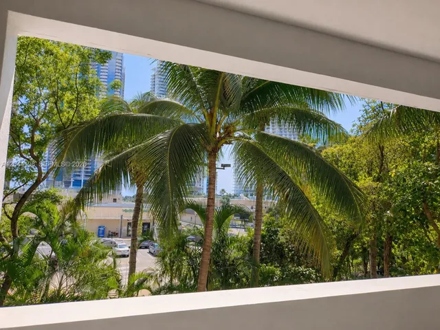 3-bedroom rental at 17145 N Bay Road #4307, Sunny Isles Beach