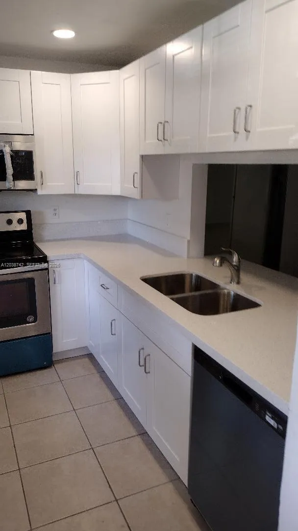 2-bedroom rental at 1151 NE 210th Terrace #1151, Miami