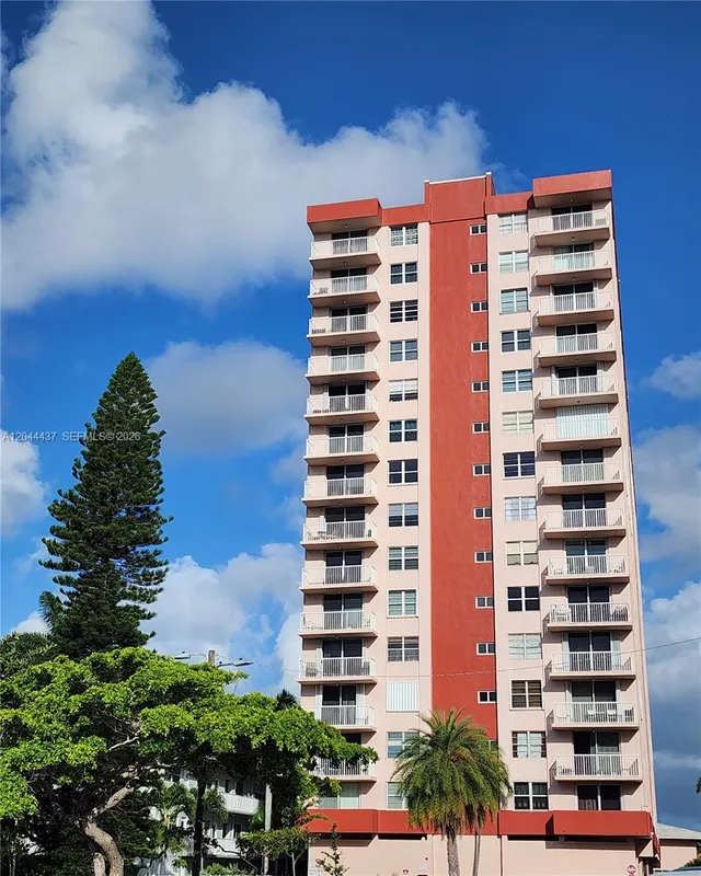 2-bedroom rental at 3161 S Ocean Drive #301, Hallandale Beach