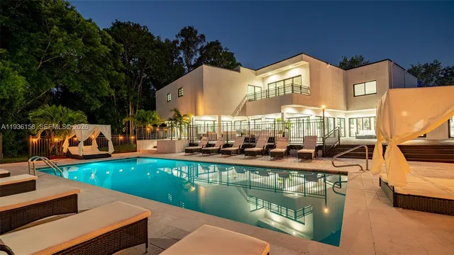 9-bedroom rental at 11861 NW 4th Street, Plantation