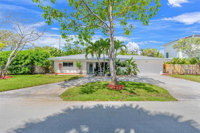 3-bedroom rental at 2601 NE 27th Way #0, Fort Lauderdale