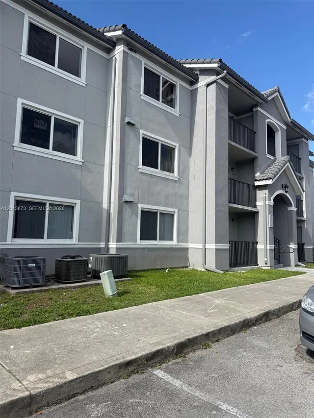2-bedroom rental at 15410 SW 284th Street #8205, Homestead