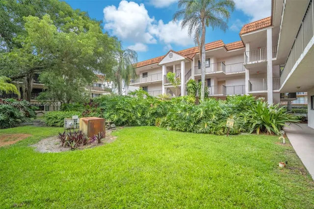 2-bedroom home at 4720 SW 62nd Way #103, Davie