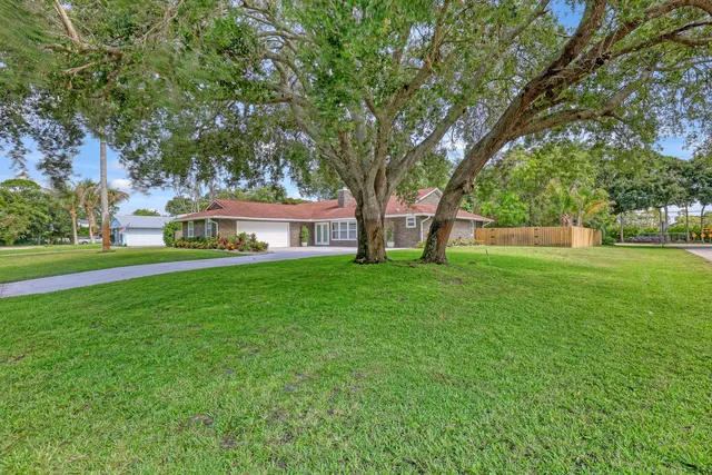 5-bedroom home at 6185 White Oak Court, Jupiter