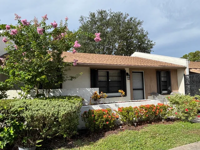 3-bedroom rental at 6132 Fairfield Circle #7, Greenacres