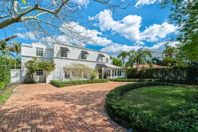 5-bedroom home at 939 W 47th Court, Miami Beach