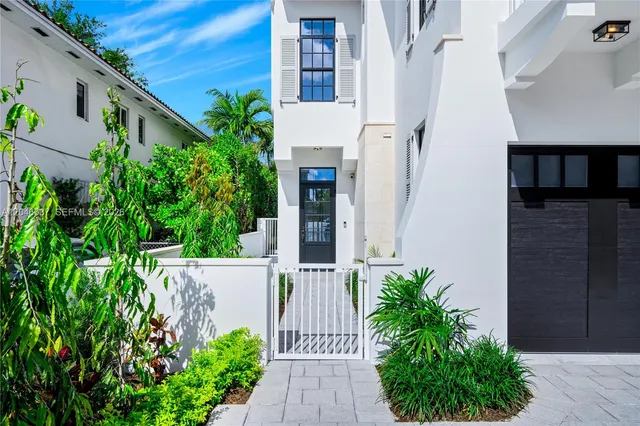 3-bedroom home at 2712 S Le Jeune Road, Coral Gables