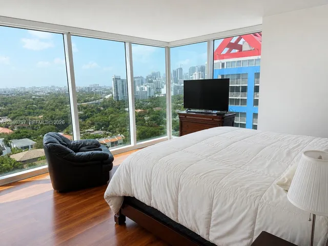 2-bedroom home at 2101 Brickell Avenue #1501, Miami