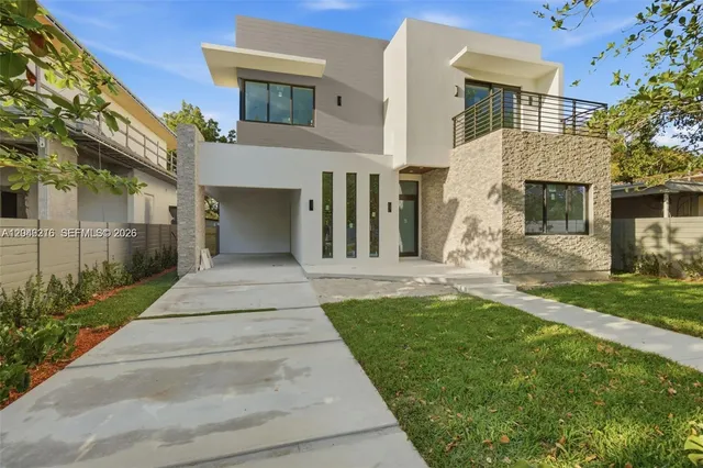 5-bedroom rental at 3545 Florida Avenue, Miami