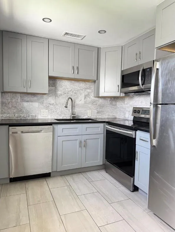 2-bedroom rental at 165 Fanshaw D 165 #165, Boca Raton