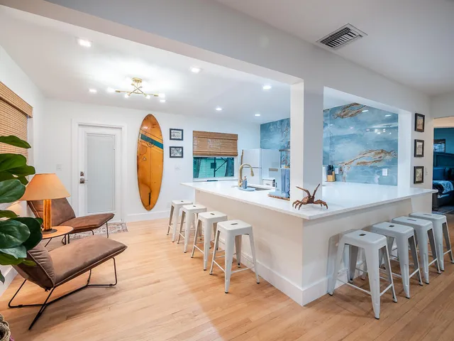 2-bedroom home at 418 N Palmway, Lake Worth Beach