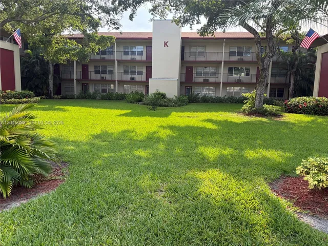2-bedroom home at 100 SW 132nd Way #101K, Pembroke Pines