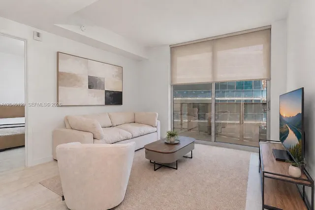 1-bedroom home at 77 SE 5th Street #1905, Miami