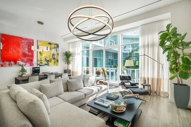 2-bedroom home at 4701 N Meridian Avenue #209, Miami Beach