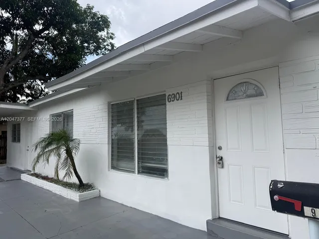 3-bedroom home at 6901 Thomas Street, Hollywood