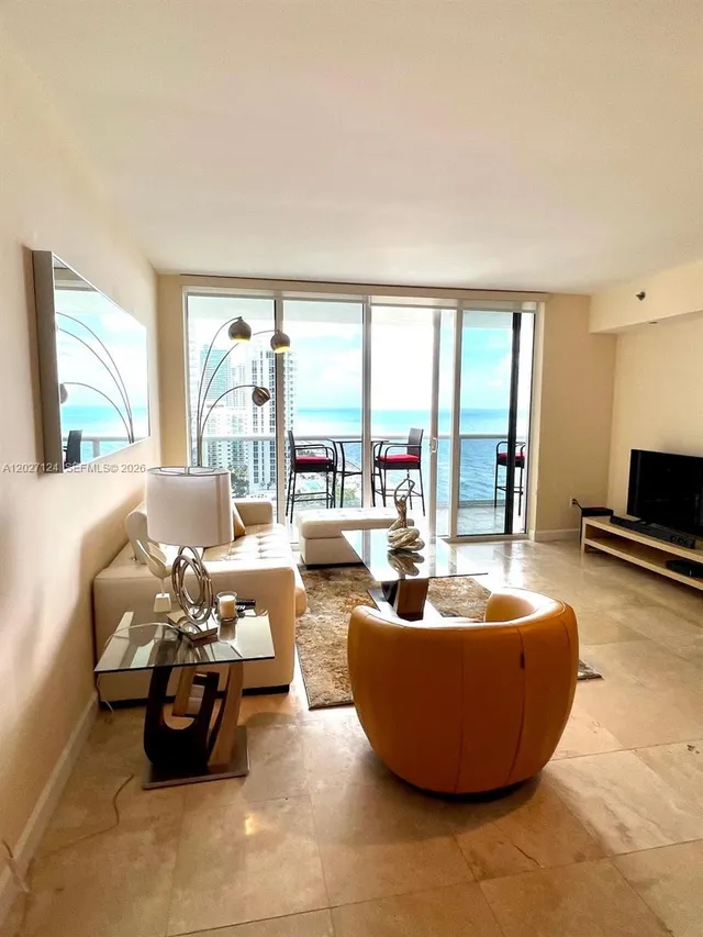 1-bedroom rental at 1830 S Ocean Drive #1812, Hallandale Beach