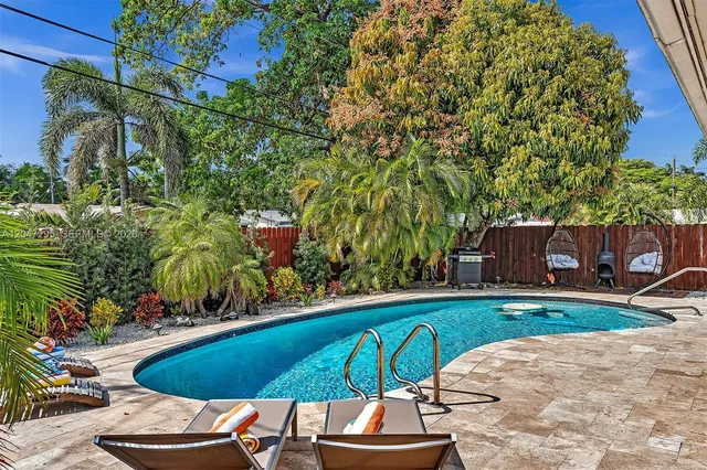 4-bedroom rental at 4633 SW 28th Avenue, Dania Beach