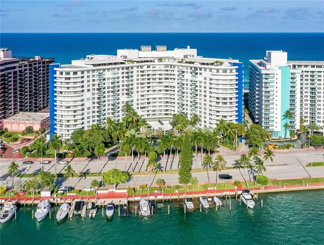 2-bedroom rental at 5151 Collins Avenue #429, Miami Beach