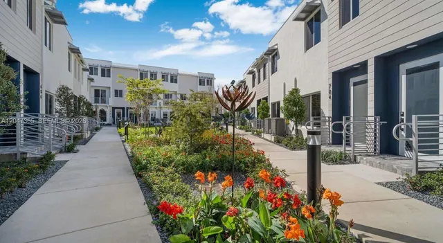3-bedroom rental at 18155 SW 98th Avenue #Alina, Palmetto Bay