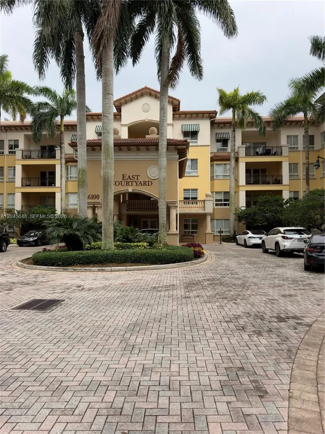 2-bedroom rental at 16100 Emerald Estates Dr 281 #281, Weston