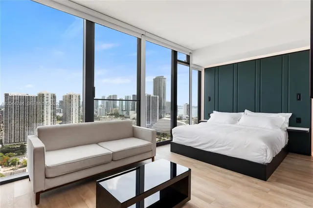 1-bedroom home at 20 NE 11th 2905 #2905, Miami