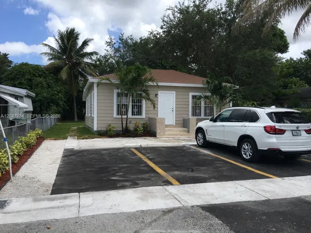 1-bedroom rental at 32 NE 169th Street #2, North Miami Beach