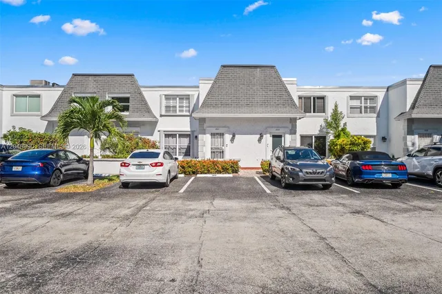 2-bedroom home at 801 NE 27th Avenue, Hallandale Beach
