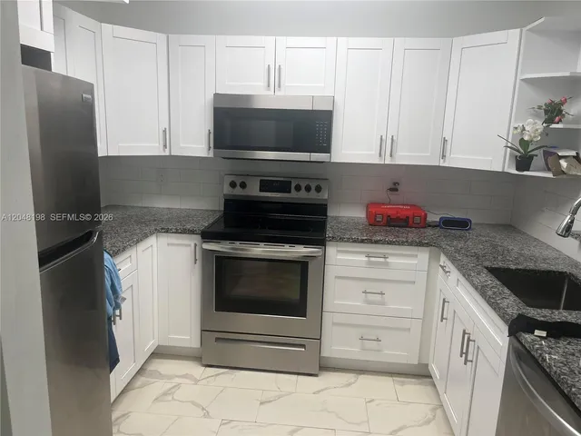 4-bedroom rental at 5952 NW 25th Place #234, Sunrise
