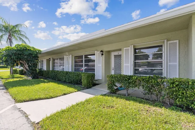 2-bedroom rental at 1120 Cactus Terrace #46-c, Delray Beach