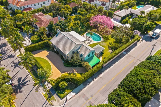 Land at 334 Barton Avenue, Palm Beach