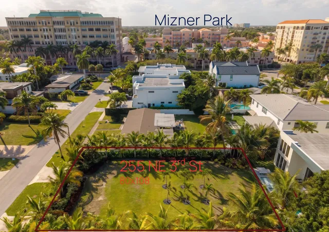 Land at 255 NE 3rd Street, Boca Raton